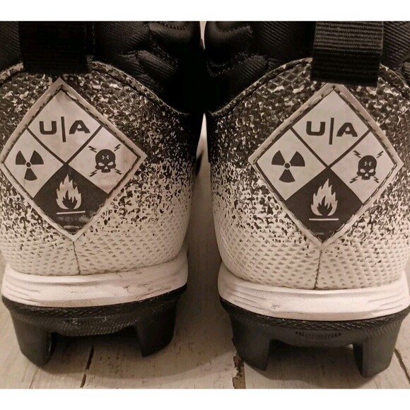 Under Armor Men's Football Cleats Size 7.5 Spotlight Fran 2.0 Shoes 3025084-001 - Picture 10 of 13